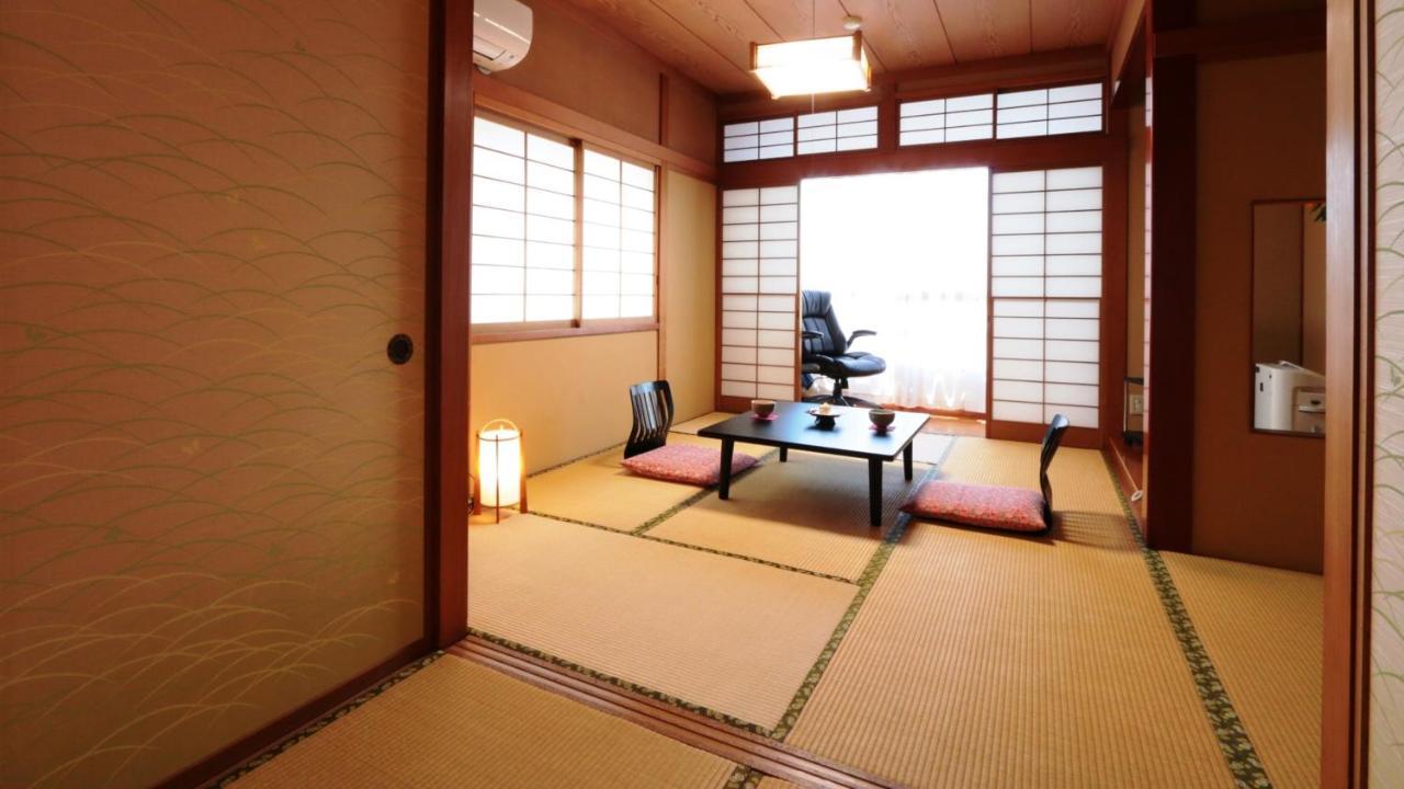 Baigetsu Ryokan Shimosuwa Bagian luar foto